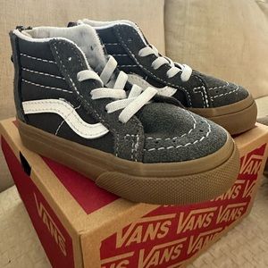 BRAND NEW toddler high top VANS